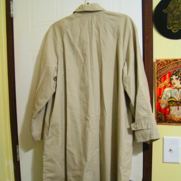 TAN TRENCH COAT L - Picture 4 of 4